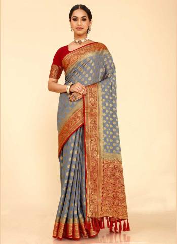 Look These Saree in Fine Colored Pair With Blouse.These Saree and Blouse Are Fabricated On Georgette Silk.Its Beautified With Heavy Wevon Designer Work .