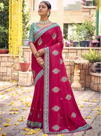 Grab These Party Wear Saree in Fine Colored.These Saree Are Dola Silk And Blouse is Fabricated On Banarasi.Its Beautified With Designer Embroidery,Stone Work.