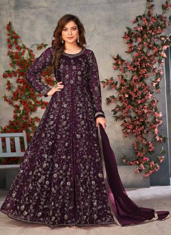 Attrective These Anarkali Suit in Fine Colored Pair With Bottom And Dupatta.These Top And Dupatta Are Fabricated On Soft Net Pair With Japan Satin Bottom.Its Beautified With Japan Satin Inner.Its Beautified With Heavy Designer Sequance Embroidery Work.