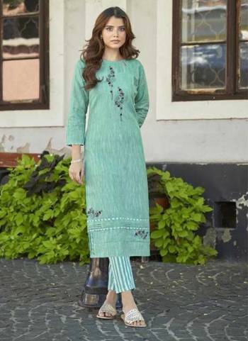 Grab These Beautiful Looking Readymade Kurti.These Kurti is Fabricated On Khadi Cotton.Its Beautified With Designer Hand Work.