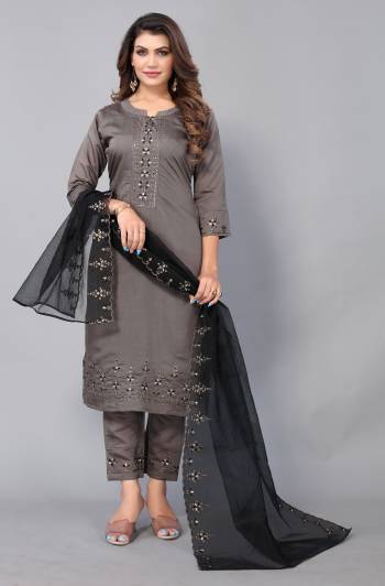 Grab These Readymade Suit in Fine Colored Pair With Bottom And Dupatta.These Top And Bottom Are Fabricated On Chinon Pair With Organza Dupatta.Its Beautified With Heavy Designer Thread,Sequance Embroidery Work.