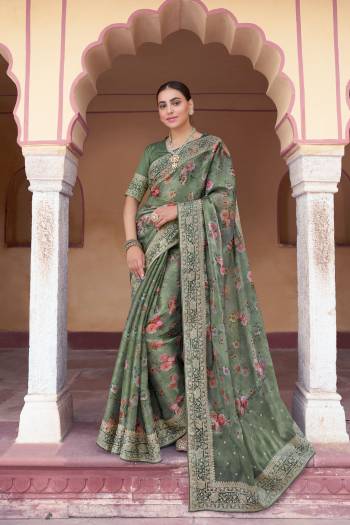 Attrective Looking These Saree in Fine Colored pair With Blouse.These Saree is Fabricated On Rose Silk Pair With Phantom Silk Blouse.Its Beautified With Digital Printed,Resham Embroidery Work.