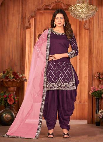 Grab These Designer Patiyala Suit in Fine Colored Pair With Bottom And Dupatta.These Top Are Art Silk And Dupatta Are Fabricated On Net Pair With Santoon Bottom.Its Beautified With Santoon Inner.Its Beautified With Heavy Designer Thread,Mirror Embroidery Work.