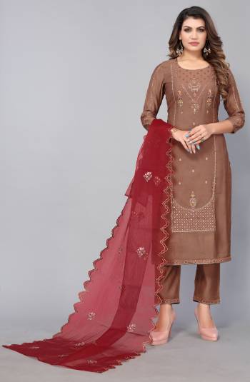 Grab These Readymade Suit in Fine Colored Pair With Bottom And Dupatta.These Top And Bottom Are Fabricated On Poly Rayon Pair With Organza Dupatta.Its Beautified With Heavy Designer Thread Embroidery Work.