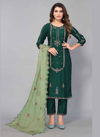 Grab These Readymade Suit in Fine Colored Pair With Bottom And Dupatta.These Top And Bottom Are Fabricated On Poly Rayon Pair With Organza Dupatta.Its Beautified With Heavy Designer Thread Embroidery Work.