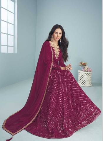 Attrective These Anarkali Suit in Fine Colored Pair With Bottom And Dupatta.These Top And Dupatta Are Fabricated On Faux Georgette Pair With Santoon Bottom.Its Beautified With Santoon Inner.Its Beautified With Heavy Designer Sequance Embroidery Work.