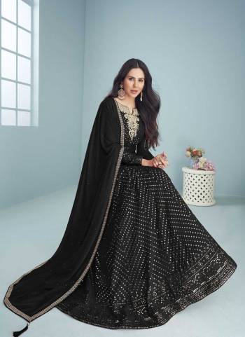 Attrective These Anarkali Suit in Fine Colored Pair With Bottom And Dupatta.These Top And Dupatta Are Fabricated On Faux Georgette Pair With Santoon Bottom.Its Beautified With Santoon Inner.Its Beautified With Heavy Designer Sequance Embroidery Work.