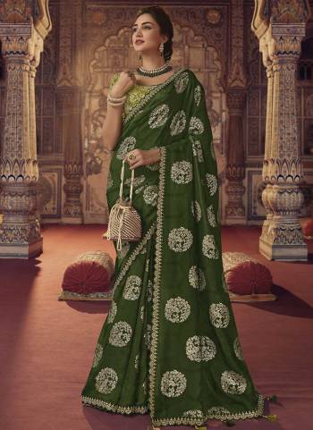 Attrective Looking These Saree in Fine Colored pair With Blouse.These Saree is Fabricated On Viscose Silk Pair With Banglori Silk Blouse.Its Beautified With Wevon Jacquard Butti,Jar,Resham, Sequance Embroidery Work,Heavy Blouse Work.