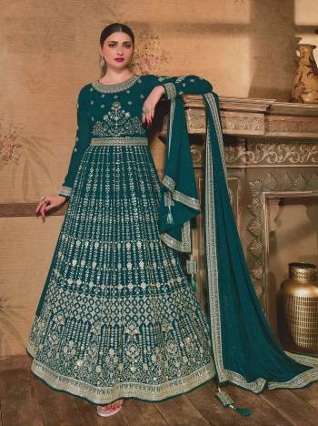 Attrective These Anarkali Suit in Fine Colored Pair With Bottom And Dupatta.These Top And Dupatta Are Georgette And Pair With Santoon Bottom.Its Beautified With Santoon Inner.Its Beautified With Heavy Designer Embroidery Work.