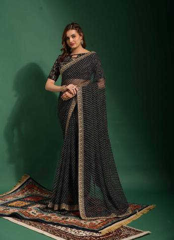 Attrective Look These Saree in Fine Colored.These Saree Are Chiffon And Blouse is Art Silk Fabricated.Its Beautified With Bandhani Printed, Embroidery Work Border,Blouse.