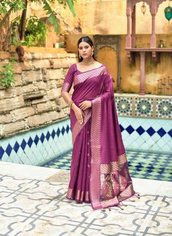 Garb These Festive Wear Designer Saree in Fine Colored.These Saree And Blouse is Fabricated On Misri Silk.Its Beautified With Weavon Patli Designer,Sequance Embroidery Work.