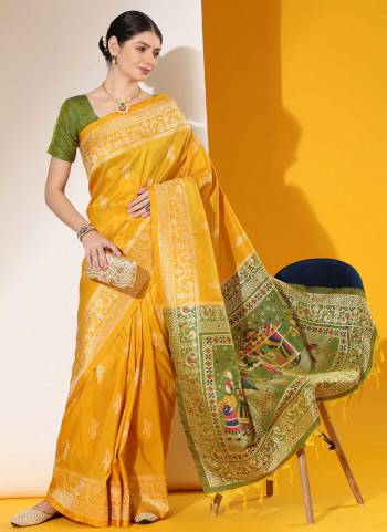 Garb These Festive Wear Two Tone Saree in Fine Colored.These Saree And Blouse is Fabricated On Raw Silk.Its Beautified With Two Tone Weavon Antique Designer.