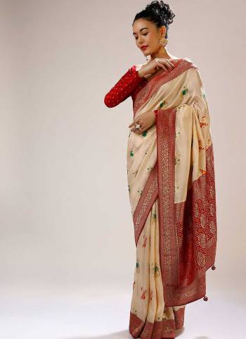 Looking These Festive Wear Saree in Fine Colored.These Saree And Blouse is Fabricated On Banarasi Silk.Its Beautified With Weavon Designer Work.