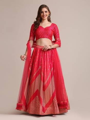 For A Designer Look,Grab These Lehenga Choli in Fine Colored.These Lehenga Choli Are Jacquard Silk And Dupatta Are Fabricated On Net Pair.Its Beautified With Fancy Designer Gold Wevon,Pleated lehenga.