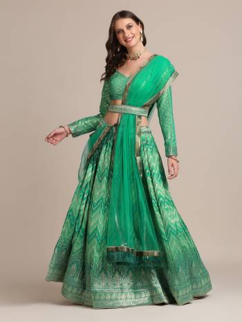 For A Designer Look,Grab These Lehenga Choli in Fine Colored.These Lehenga Choli Are Jacquard Silk And Dupatta Are Fabricated On Net Pair.Its Beautified With Fancy Designer Gold Wevon,Pleated lehenga.