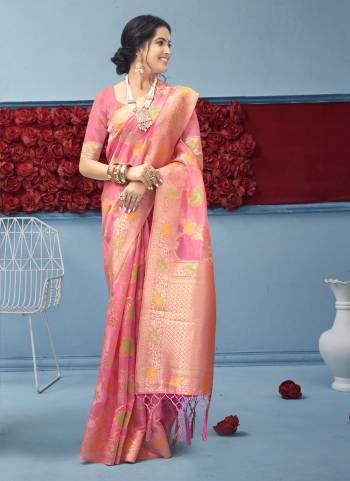 Look These Saree in Fine Colored.These Saree And Blouse is Fabricated On Organza.Its Beautified With Heavy Wevon Jacquard Designer Work.