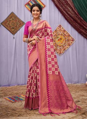 Look These Saree in Fine Colored.These Saree And Blouse is Fabricated On Cotton.Its Beautified With Heavy Wevon Jacquard Designer Work.