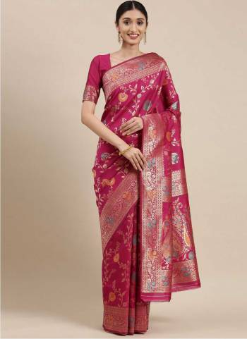 Garb These Fancy Saree in Fine Colored.These Saree And Blouse is Fabricated On Banarasi Silk Pair.Its Beautified With Wevon Jacquard Designer.