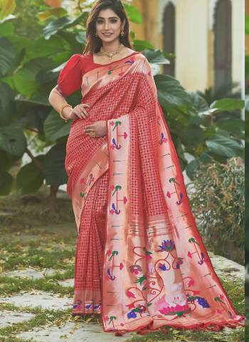 Garb These Festive Wear Saree in Fine Colored.These Saree And Blouse is Fabricated On Banarasi Soft Silk.Its Beautified With Weavon Paithani Jari Designer.