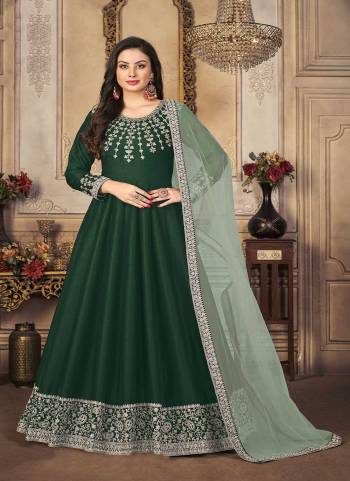 Grab These Amarkali Suit in Fine Colored Pair With Bottom And Dupatta.These Top And Dupatta Are Fabricated On Net Pair With Santoon Bottom.Its Beautified With Santoon Inner.Its Beautified With Heavy Designer Embroidery Work.