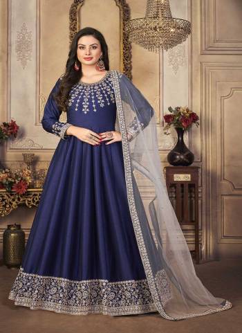 Grab These Amarkali Suit in Fine Colored Pair With Bottom And Dupatta.These Top And Dupatta Are Fabricated On Net Pair With Santoon Bottom.Its Beautified With Santoon Inner.Its Beautified With Heavy Designer Embroidery Work.