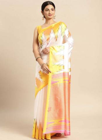 Look These Saree in Fine Colored.These Saree And Blouse is Fabricated On Art Silk.Its Beautified With Designer Printed.