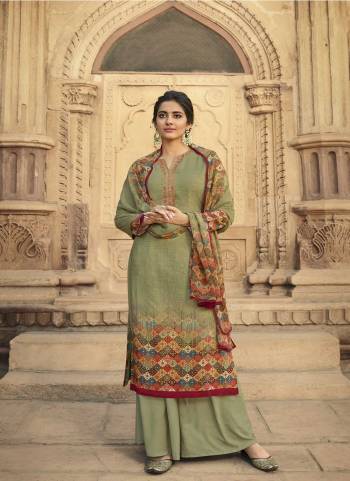 Attrective Looking These Suit in Fine Colored Pair With Bottom And Dupatta.These Top Are French Crape And Dupatta Are Fabricated On Georgette Pair With Crape Bottom.Its Beautified With Designer Digital Printed With Embroidery Work.