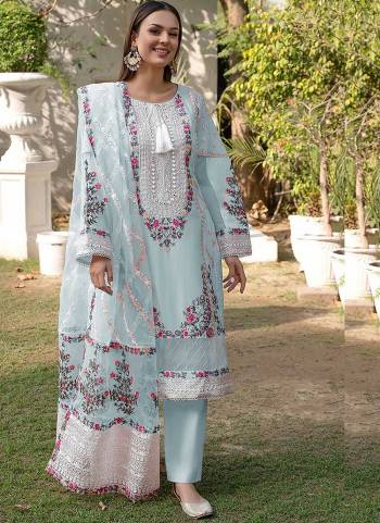 Attrective These Suit in Fine Colored Pair With Bottom And Dupatta.These Top And Dupatta Are Fabricated On Georgette Pair With Santoon Bottom.Its Beautified With Santoon Inner.Its Beautified With Heavy Designer Floral Embroidery Work.