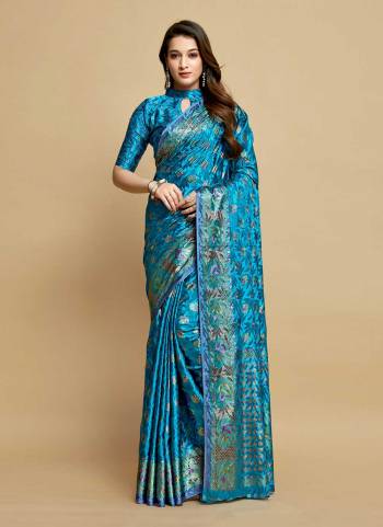 Grab These Party Wear Saree in Fine Colored.These Saree is Fabricated On Silk Pair With Blouse.Its Beautified With Heavy Weaving Jacquard Designer.