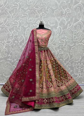 For A Designer Look,Grab These Lehenga Choli in Fine Colored.These Lehenga Choli Are Matka Silk And Dupatta Are Fabricated On Soft Net Pair.Its Beautified With Fancy Designer Multy Thread,Dori Embroidery Work.