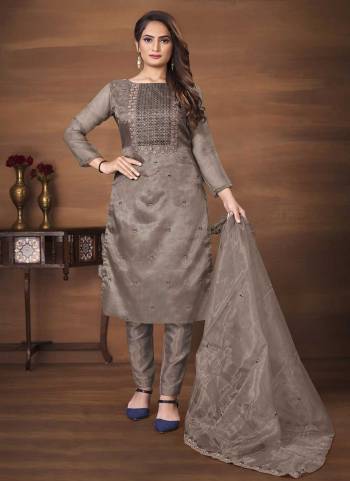 Grab These Suit in Fine Colored Pair With Bottom And Dupatta.These Top And Dupatta Are Fabricated On Organza Pair With Santoon Bottom.Its Beautified With Santoon Inner.Its Beautified With Designer Embroidery Work.