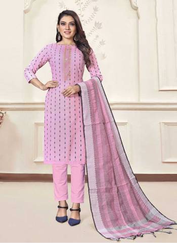 Grab These Suit in Fine Colored Pair With Bottom And Dupatta.These Top And Dupatta Are Fabricated On Handloom Cotton Pair With Handloom Cotton Bottom.Its Beautified With Wevon Designer.