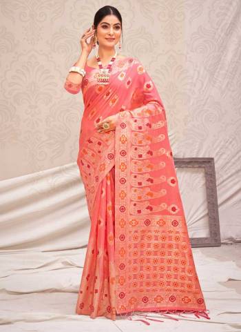 Grab These Party Wear Saree in Fine Colored.These Saree And Blouse is Fabricated On Cotton Silk.Its Beautified With Weavon Designer Work.