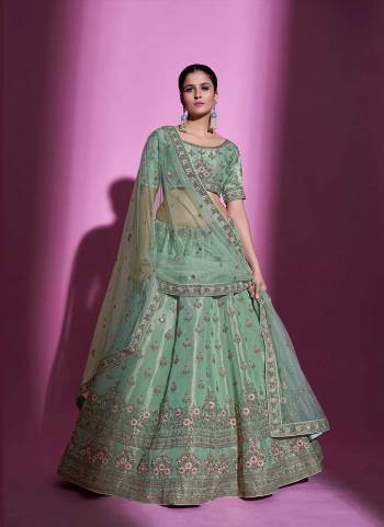 For A Designer Look,Grab These Lehenga Choli in Fine Colored.These Lehenga And Blouse Are Fabricated On Gota Silk Pair With Soft Net Dupatta.Its Beautified With Designer Heavy Embroidery Work.