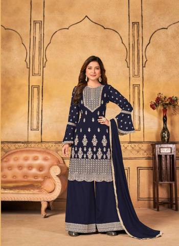 Grab These Plazzo Suit in Fine Colored Pair With Bottom And Dupatta.These Top Are Faux Georgette And Dupatta Are Fabricated On Chiffon Pair With Santoon Bottom.Its Beautified With Santoon Inner.Its Beautified With Heavy Designer Embroidery Work.