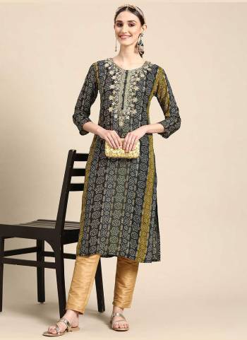 Attrective These Beautiful Looking Readymade Kurti.These Kurti is Fabricated On Rayon.Its Beautified With Bandhani Printed Designer With Embroidery Work.