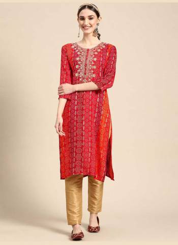 Attrective These Beautiful Looking Readymade Kurti.These Kurti is Fabricated On Rayon.Its Beautified With Bandhani Printed Designer With Embroidery Work.