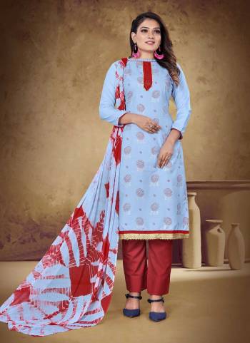 Grab These Suit in Fine Colored Pair With Bottom And Dupatta.These Top Are Cotton Slub And Dupatta Are Fabricated On Naznin Pair With Cotton Bottom.Its Beautified With Designer Foil And Saboori Printed.