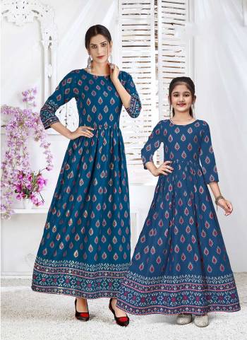 Maa Gown Rate-749/- And Kids Rate-649/- Without GST