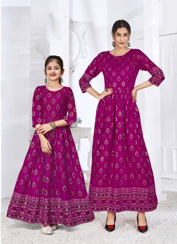 Maa Gown Rate-749/- And Kids Rate-649/- Without GST