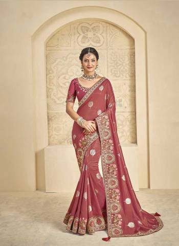 Look Attrective These Party Wear Saree in Fine Colored.These Saree Are Khadi Silk And Blouse  is Fabricated On Raw Silk.Its Beautified With Heavy Designer Thread Embroidery Work.