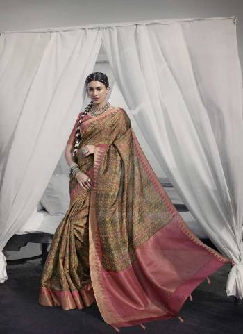 Grab These Festive Wear Saree in Fine Colored.These Saree And Blouse is Fabricated On Chappa Silk.Its Beautified With Weavon Pallu Border Designer With Digital Printed.