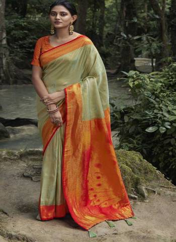 Attrective These Party Wear Saree in Fine Colored.These Saree And Blouse is Fabricated On Kanjivarm Silk.Its Beautified With Heavy Weaving Designer.