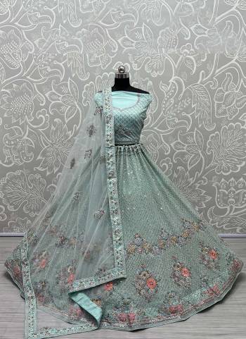 For A Designer Look,Grab These Lehenga Choli in Fine Colored.These Lehenga Choli Are Bridal Net And Dupatta Are Fabricated On Soft Net Pair.Its Beautified With Fancy Designer Multy Thread,Dori,Sequance Embroidery Work.