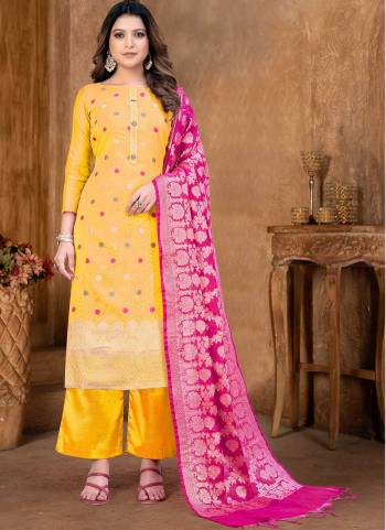 Grab These Suit in Fine Colored Pair With Bottom And Dupatta.These Top And Dupatta Are Fabricated On Banarasi Silk Pair With Santoon Bottom.Its Beautified With Wevon Jacquard Designer.