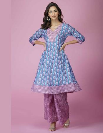 Grab These Beautiful Looking Readymade Top With Bottom.These Kurti And Bottom is Fabricated On Muslin.Its Beautified With Designer Printed.