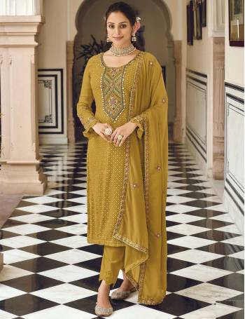 Attrective These Suit in Fine Colored Pair With Bottom And Dupatta.These Top And Dupatta Are Fabricated On Faux Georgette Pair With Santoon Bottom.Its Beautified With Santoon Inner.Its Beautified With Heavy Designer Embroidery Work.