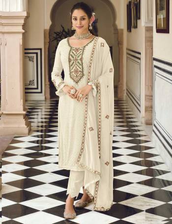 Attrective These Suit in Fine Colored Pair With Bottom And Dupatta.These Top And Dupatta Are Fabricated On Faux Georgette Pair With Santoon Bottom.Its Beautified With Santoon Inner.Its Beautified With Heavy Designer Embroidery Work.