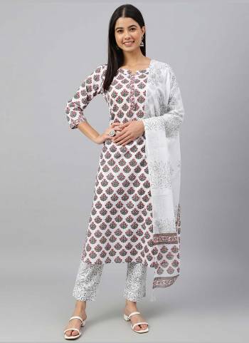 Grab These Beautiful Looking Readymade Suits.These Top And Bottom is Fabricated On Cotton And Cotton Dupatta.Its Beautified With Designer Printed.