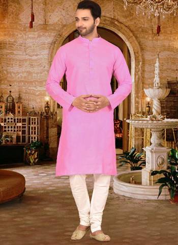 For A Festive Wear,Grab These Readymade Kurta With Chudidar Payjama Pair in Fine Colored.These Kurta And Chudidar Are Fabricated on Cotton Pair.Its Beautified With Solid .